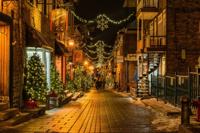 Photo of a downtown street decorated for Christmas